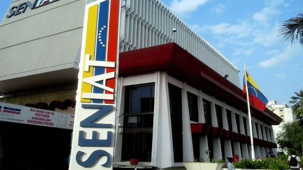 Firmas Personales Clasificadas como SPE Deben Retener IVA a Partir del 01 de Agosto 2025